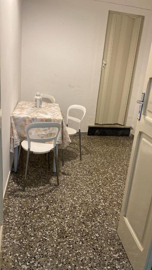 La Dimora Nonna Eugy Villa โปลีญาโนอามาเร ภายนอก รูปภาพ